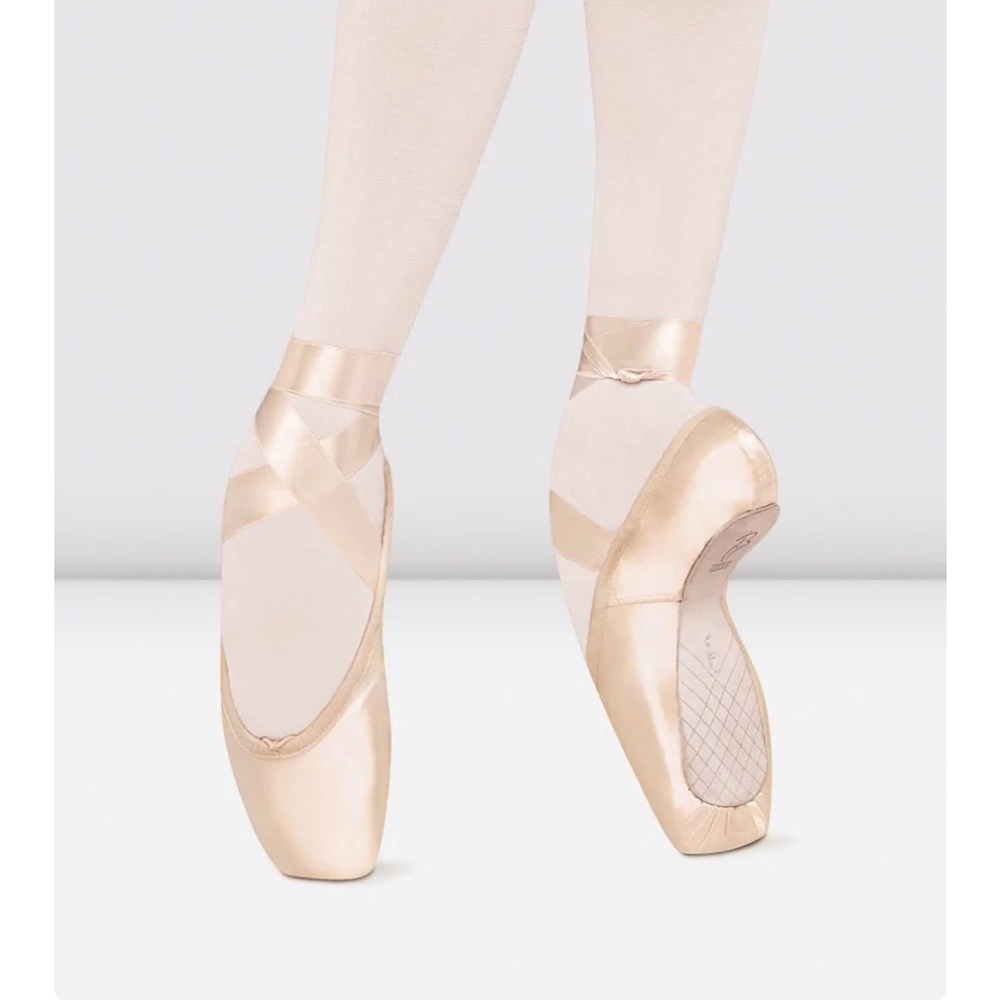 NIB BRAND NEW Bloch Sonata pointe shoes